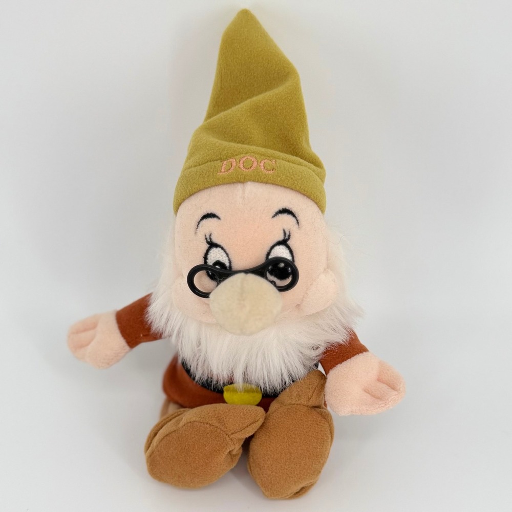 Disney Snow White Seven Dwarfs Doc Plush Bean Bag Toy 9 Inch Brown Yellow Hat